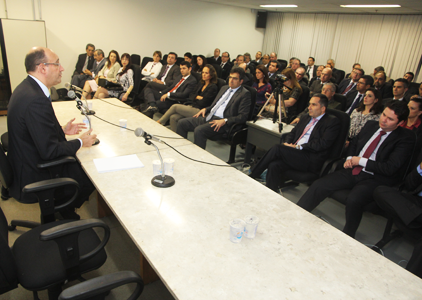 Procurador-Geral visita a Central Facilitadora de Digitalização do Fórum da Barra Funda