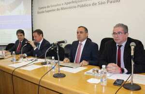 Promotores de Justiça Valter Santin, Reynaldo Mapelli, Silvio Marques e José Blat