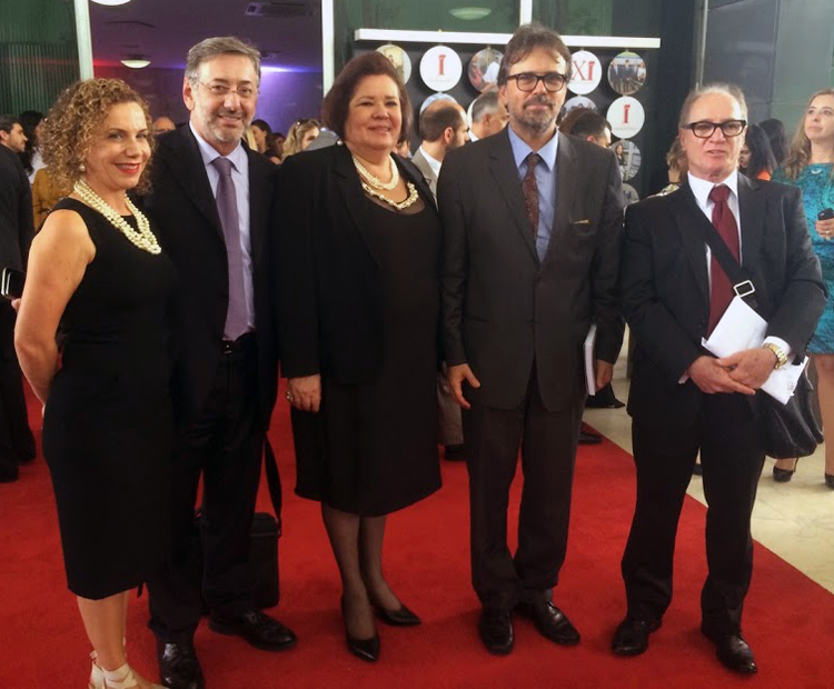 Promotora Lídia Passos, Procurador-Geral Márcio Elias Rosa; Norma Cavalcanti, Presidente da CONAMP, Promotor Roberto de Campos Andrade, e José Carlos Consenzo, ex-Presidente da CONAMP, na solenidade (foto: CONAMP)